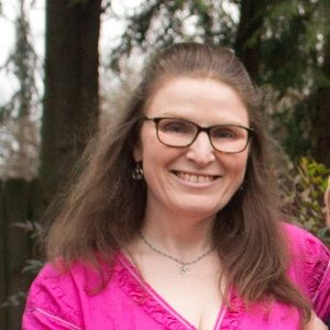 Meet your Posher, Paula